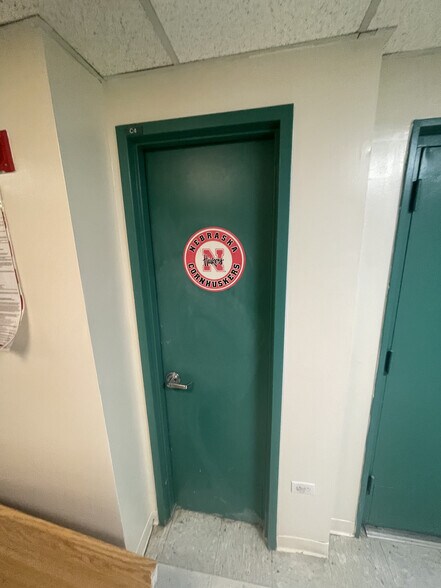 More Photos Of 1055 E Tremont Ave, Bronx Medical For Lease