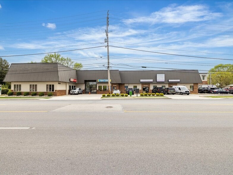 More Photos Of 7950 Fort Smallwood Rd, Baltimore Light Distribution For Lease