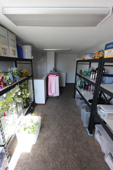 More Photos Of 220 12th St SW, Loveland Warehouse For Sale