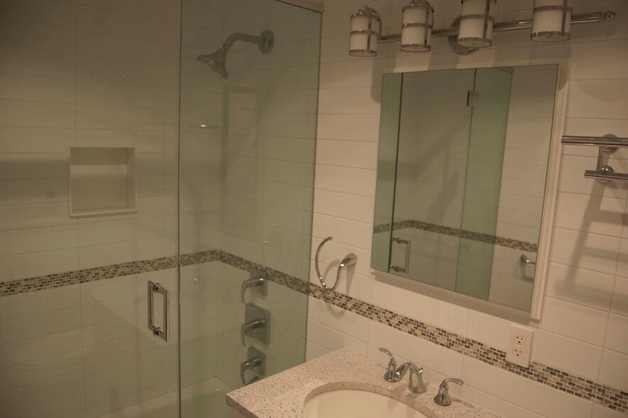 More Photos Of 114-116 Greenpoint Ave, Brooklyn Apartments For Sale