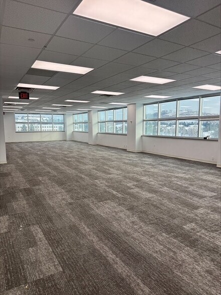 More Photos Of 121 Champion Way, Canonsburg Office For Lease