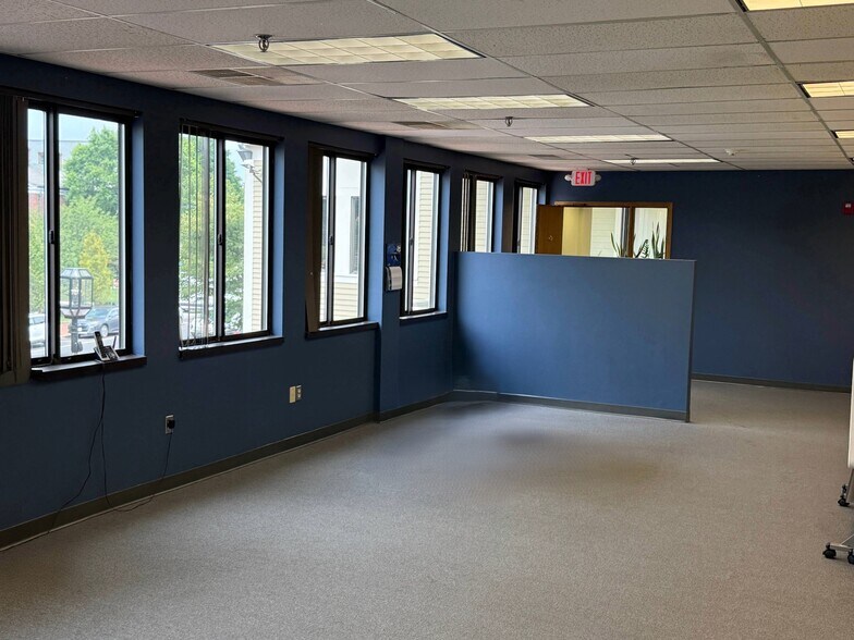 More Photos Of 1666 Massachusetts Ave, Lexington Office For Lease