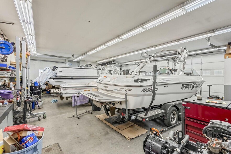 More Photos Of 1810 SW Highway 97, Madras Auto Dealership For Sale