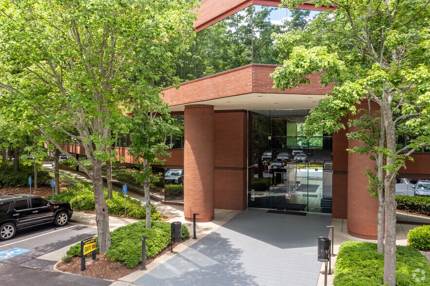 More Photos Of 3295 River Exchange Dr, Peachtree Corners Office For Lease