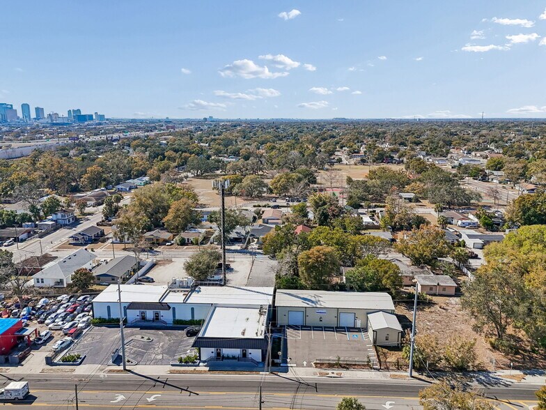 More Photos Of 2820 N 34th St, Tampa Warehouse For Lease
