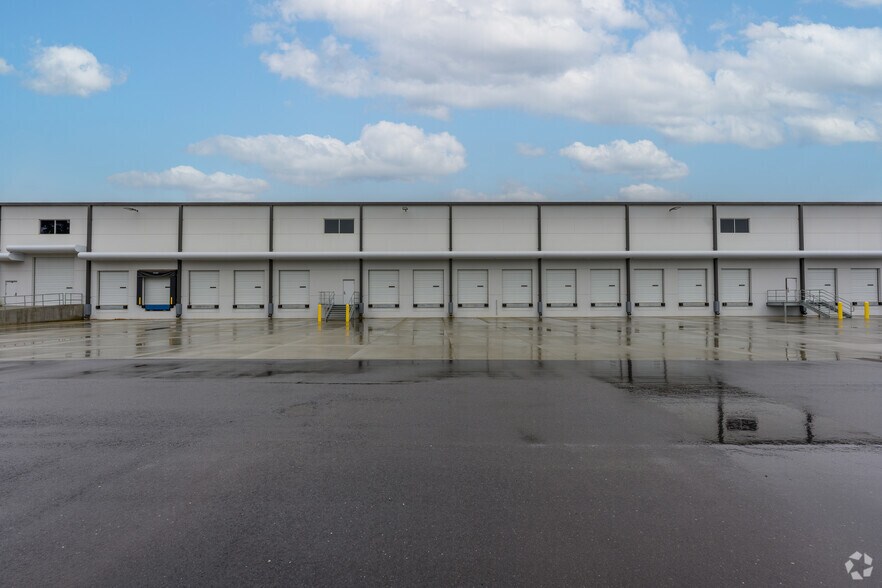 More Photos Of Chamblee Tucker Rd, Chamblee Unknown For Lease