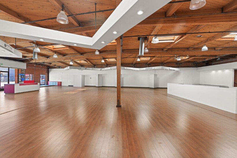 More Photos Of 2314 Lincoln Blvd, Santa Monica Storefront For Lease