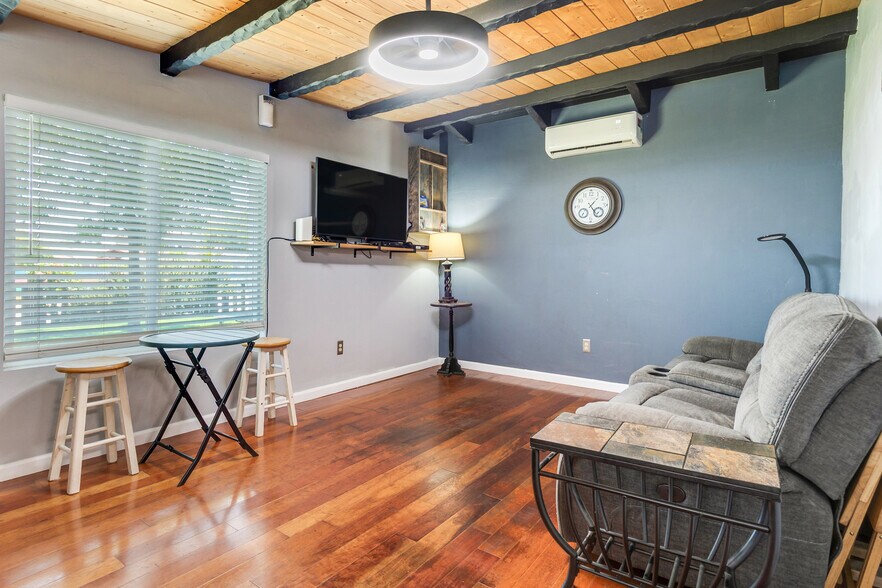 More Photos Of 916 Imperial Beach Blvd, Imperial Beach Apartments For Sale