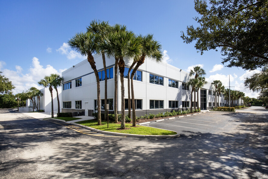 Primary Photo Of 6500 Park of Commerce Blvd, Boca Raton Light Distribution For Lease