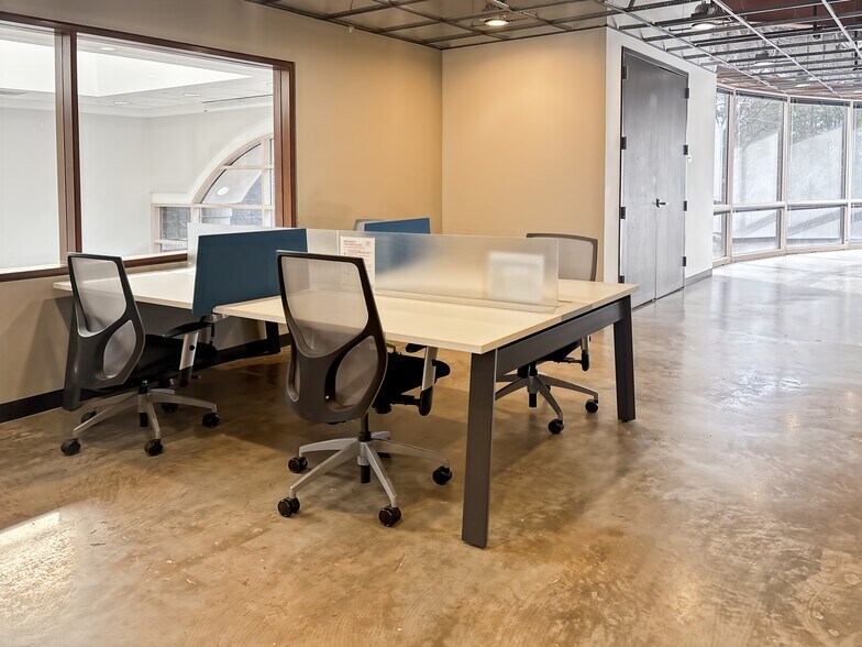 More Photos Of 5051 Peachtree Corners Cir, Peachtree Corners Coworking Space