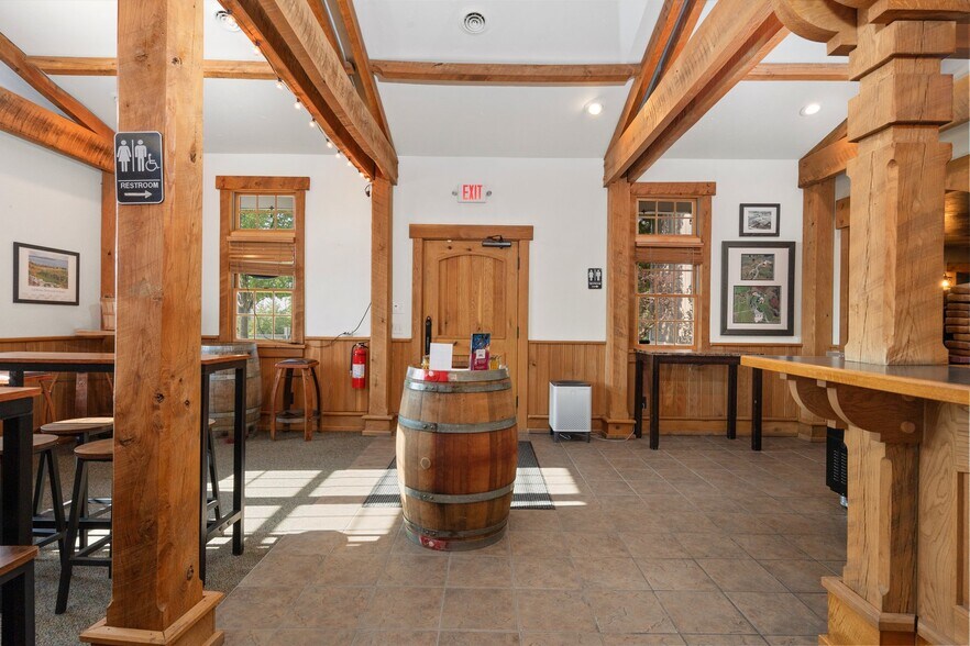 More Photos Of 10343 E Hilltop Rd, Suttons Bay Winery Vineyard For Sale