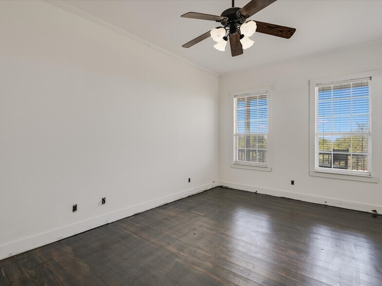 More Photos Of 19510 Hamilton Pool Rd, Dripping Springs Freestanding For Sale