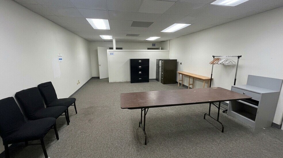 More Photos Of 2022-2030 W 9th Ave, Denver Warehouse For Lease