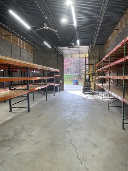 More Photos Of 24 Hagerty Blvd, West Chester Flex For Lease