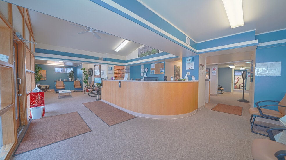 More Photos Of 555 Meeker St, Delta Medical For Lease