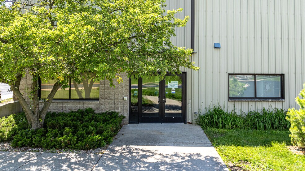More Photos Of 1205-1227 Barberry Dr, Janesville Manufacturing For Sale