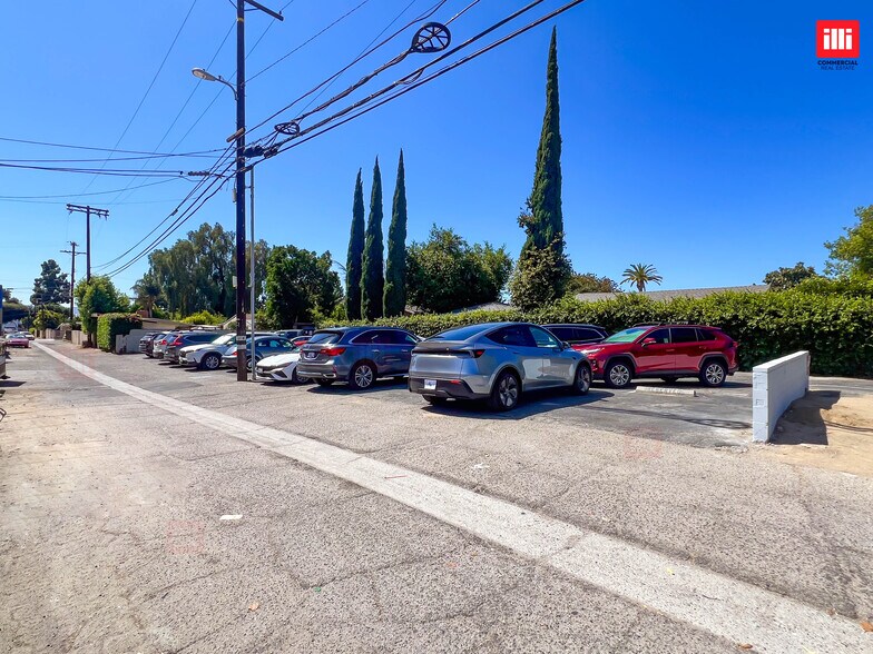 More Photos Of 8619 Reseda Blvd, Northridge Medical For Lease