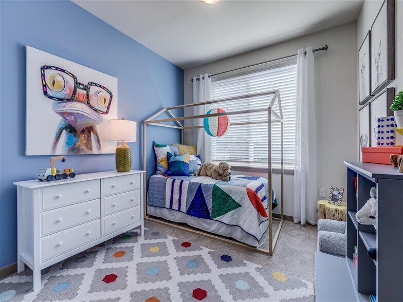 More Photos Of 2200 W Meeker St, Kent Apartments For Lease