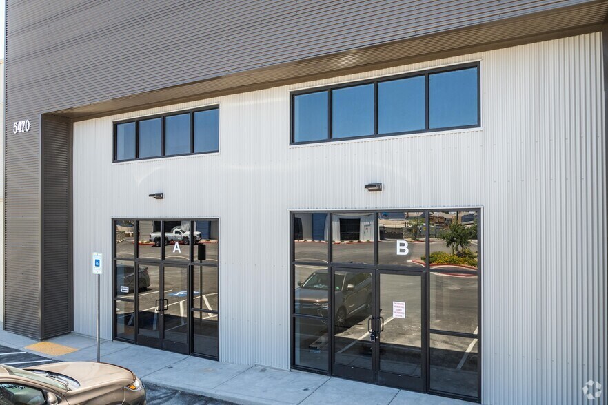 More Photos Of 5470 Stephanie St, Las Vegas Warehouse For Lease