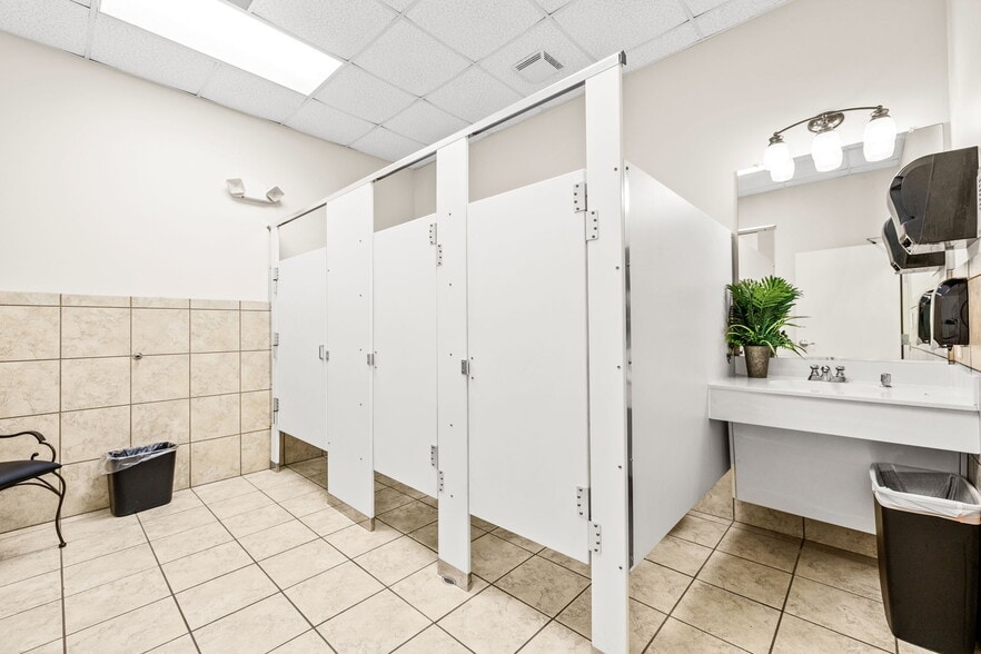 More Photos Of 2929 Hedrick Mill Rd, Lexington Lodge Meeting Hall For Sale