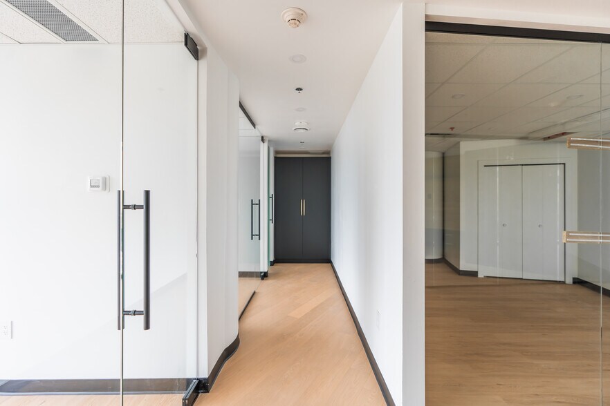 More Photos Of 1493 Foster St, White Rock Apartments For Sale