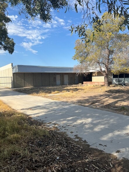 More Photos Of 401 S 3rd St, Blythe Religious Facility For Sale