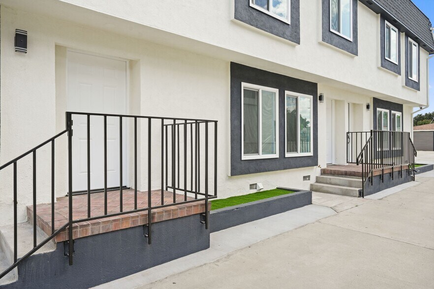 More Photos Of 7010 Lennox Ave, Van Nuys Apartments For Sale