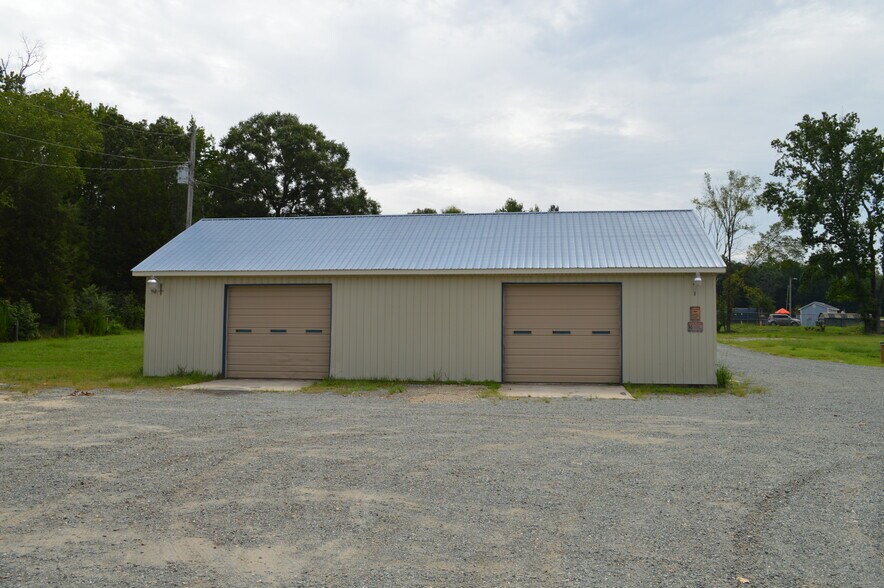 More Photos Of 6970 Siler City Snow Camp Rd, Snow Camp Industrial For Lease