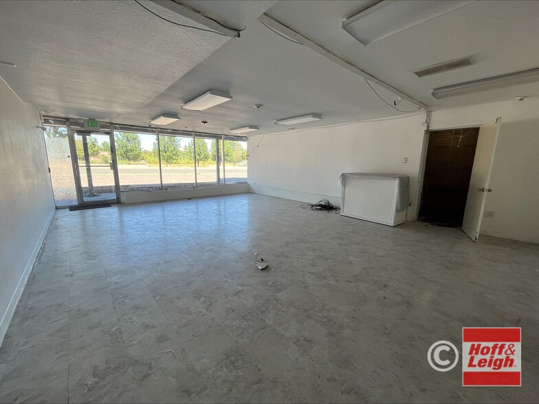 More Photos Of 8646 W Colfax Ave, Lakewood Freestanding For Lease