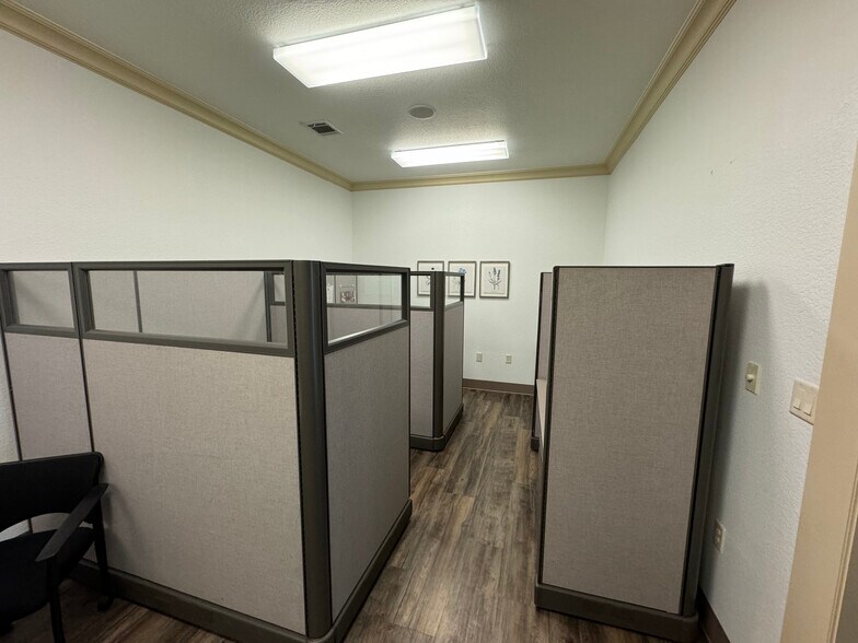 More Photos Of 2271 E Continental Blvd, Southlake Medical For Lease