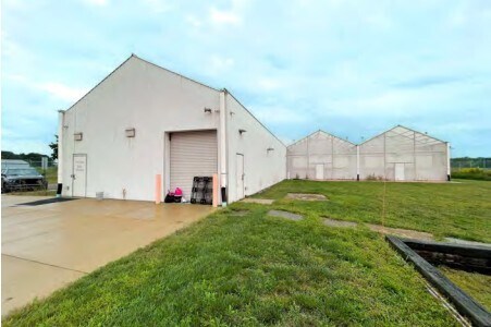 More Photos Of 12504 S 42nd St, Vicksburg Warehouse For Sale