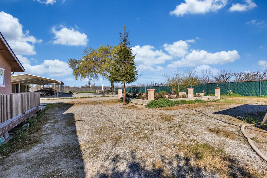 More Photos Of 9503 Barber Rd, Galt Land For Sale