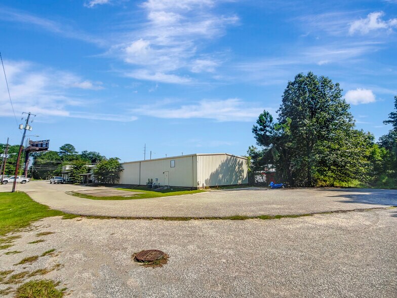 More Photos Of 3328 Rice Mine Rd NE, Tuscaloosa Flex For Lease