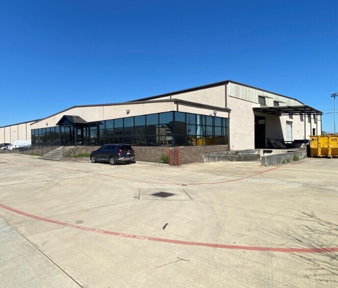 Primary Photo Of 10422 W Gulf Bank Rd, Houston Distribution For Lease