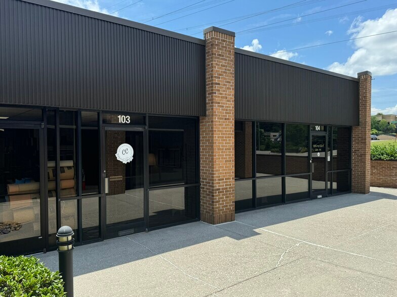 More Photos Of 9051 Executive Park Dr, Knoxville Office For Sale