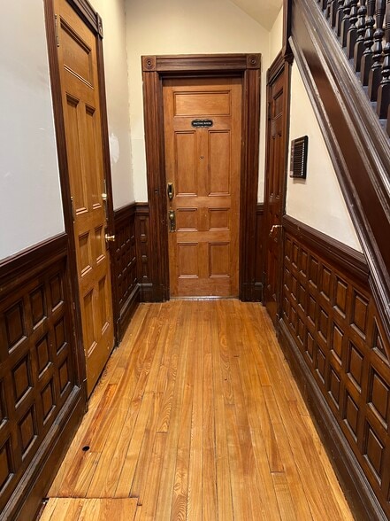 More Photos Of 79 Trumbull St, New Haven Apartments For Sale