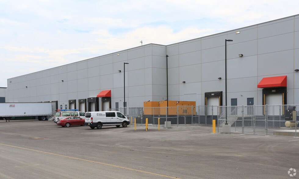 More Photos Of 6423 English Muffin Way, Frederick Warehouse For Lease