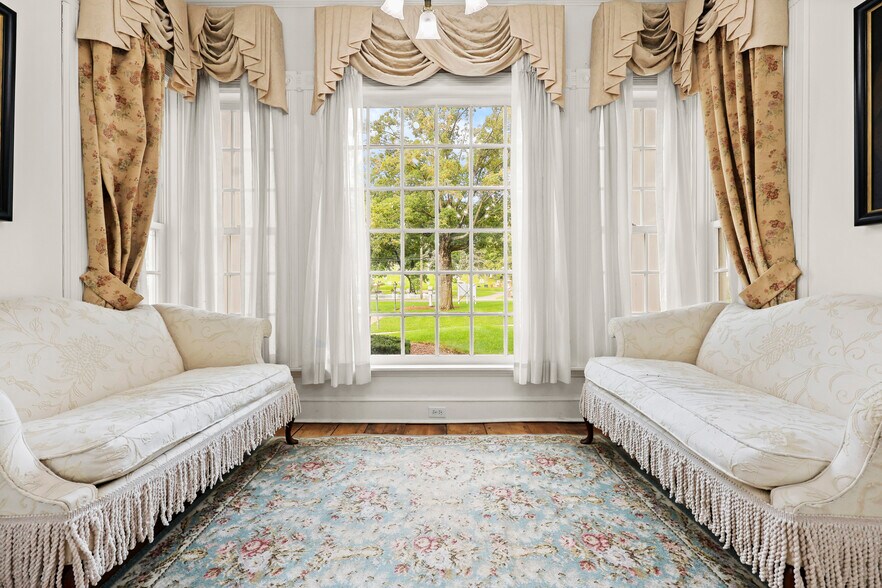 More Photos Of 3127-3129 Whitney Ave, Hamden Office For Sale