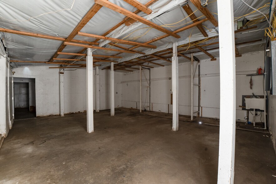 More Photos Of 10920 S La Cienega Blvd, Inglewood Warehouse For Sale