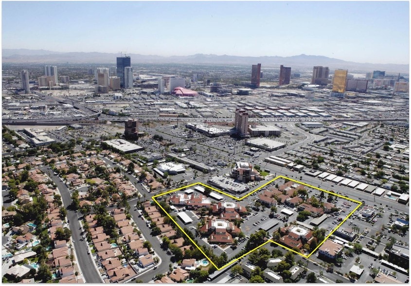 More Photos Of 2800 W Sahara Ave, Las Vegas Office For Lease