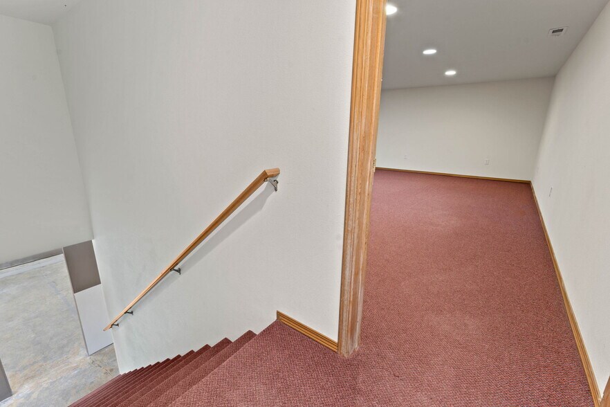 More Photos Of 13315 W 13th Ave, Airway Heights Light Manufacturing For Sale