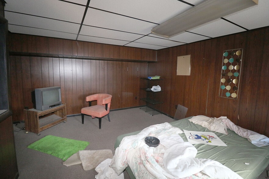 More Photos Of 312 N 7th St, Steubenville Warehouse For Sale