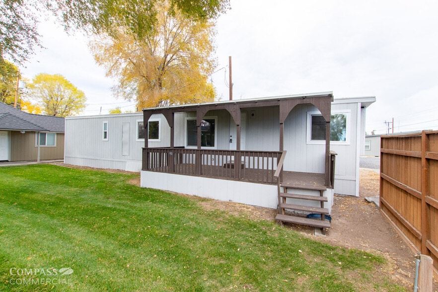 More Photos Of 215 NW Canal Blvd, Redmond Manufactured Housing Mobile Home Park For Sale