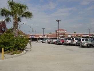 More Photos Of 7758 W Tidwell Rd, Houston Unknown For Lease