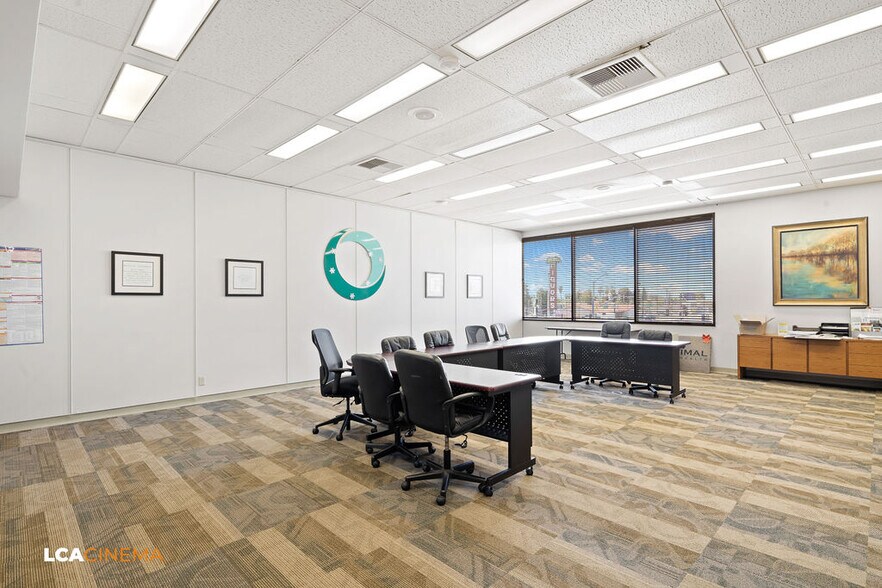 More Photos Of 1227 Chester Ave, Bakersfield Loft Creative Space For Sale