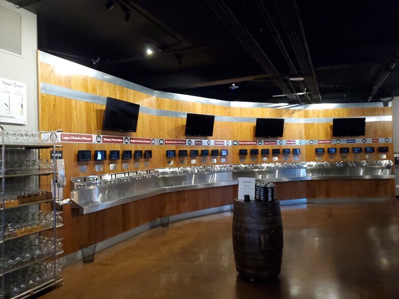 More Photos Of 109-111 E First St, Elmhurst Storefront Retail Office For Lease