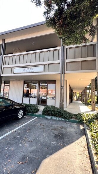 More Photos Of 300-336 S Abel St, Milpitas General Retail For Lease