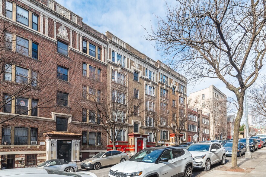 More Photos Of 1925 Andrews Ave S, Bronx Apartments For Sale