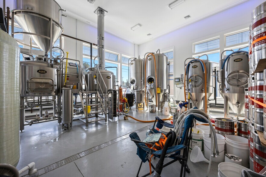 More Photos Of 691 A1A Beach Blvd, Saint Augustine General Retail For Sale