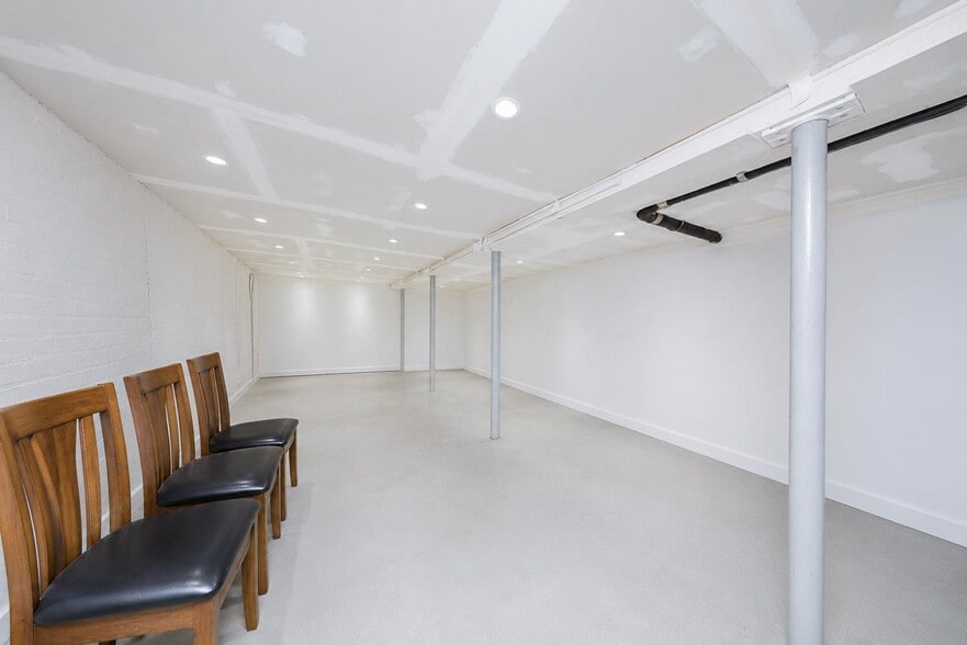More Photos Of 1962 Coney Island Ave, Brooklyn Storefront Retail Residential For Sale